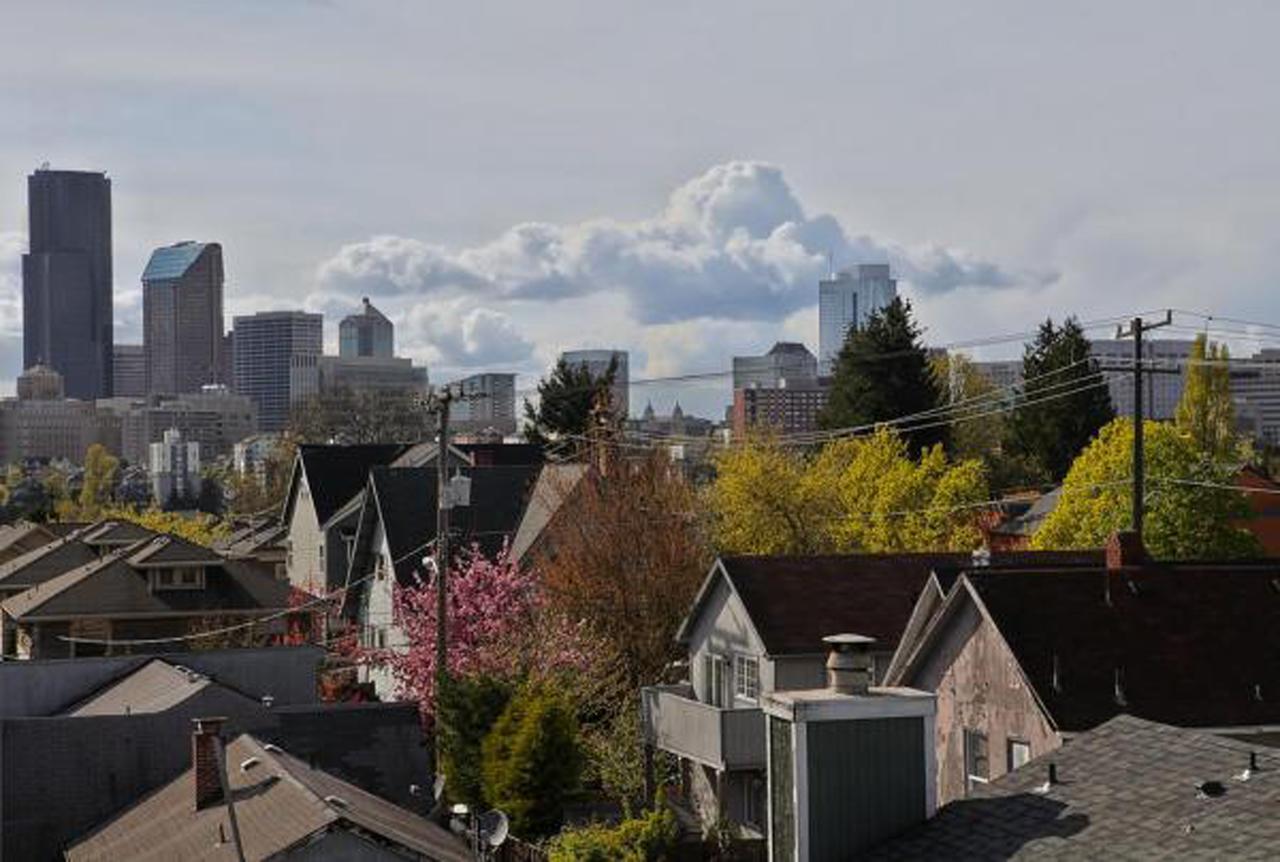 Central Modern Home With Rooftop Seattle Exteriör bild